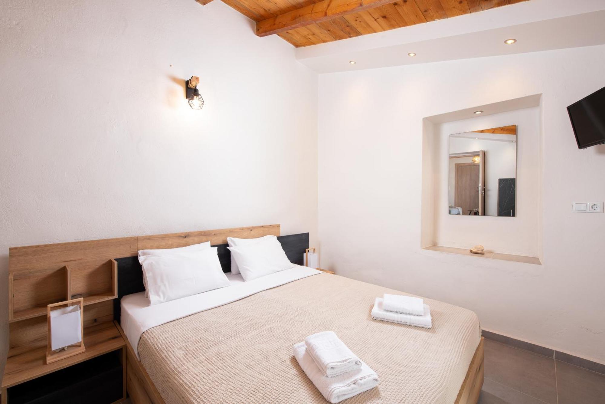 Kentrikon Rooms III & Mint House Limenaria  Extérieur photo